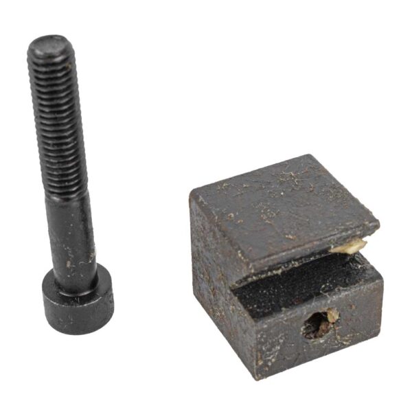 TCMD0055QE-SK06.jpg DOVE TAIL BLOCK WITH SCREW (41/42) MOTOR SERVICE KIT
